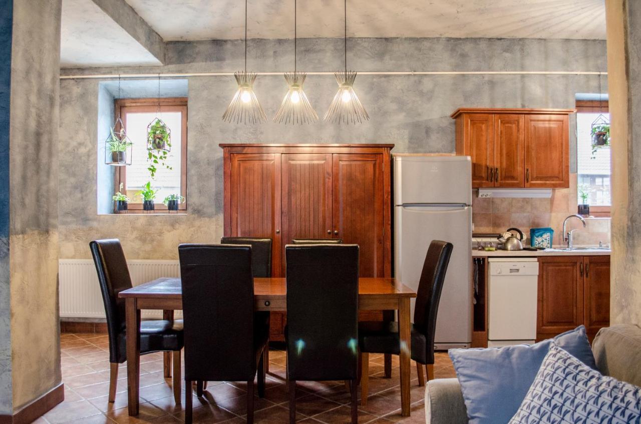 Ferienwohnung Kohaz Apartman Veszprém Exterior foto